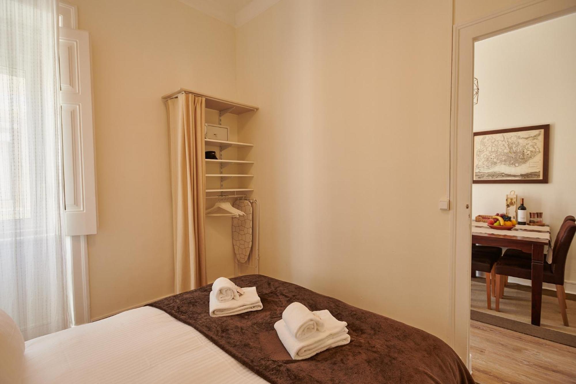 Appartamento The Sunset Nest Lisbona Esterno foto