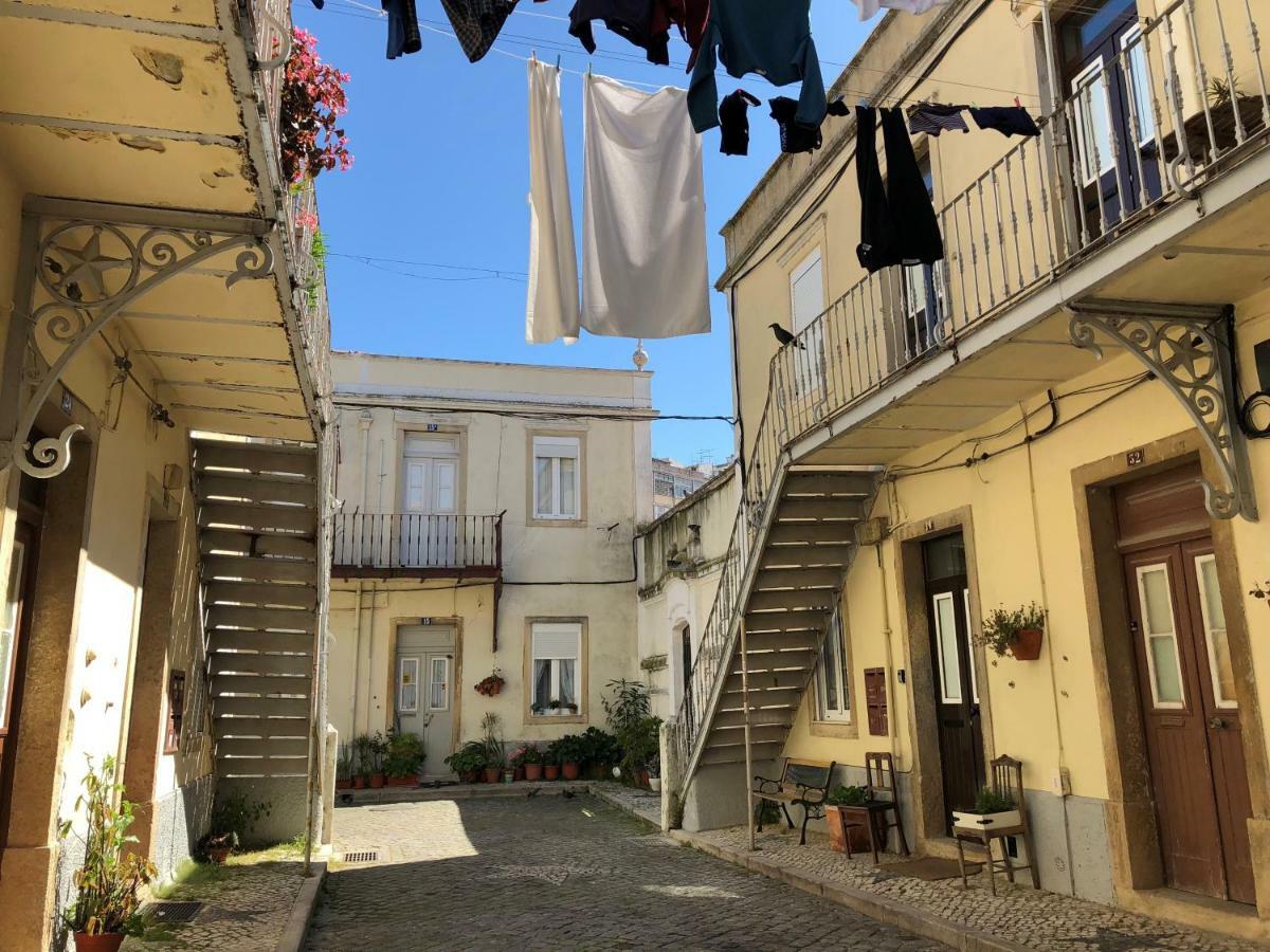 Appartamento The Sunset Nest Lisbona Esterno foto